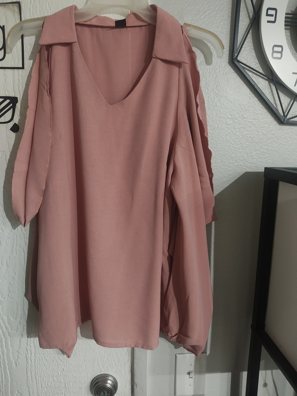 SHEIN Dusty Rose Cold-Shoulder V-Neck 2 Piece Set